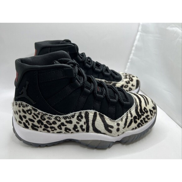 Air Jordan 11 Retro “Animal Instinct” Women's Shoes Black/Gym Red Sail White 5.5 - Picture 1 of 14